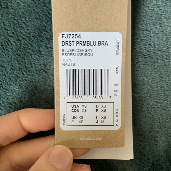 Adidas primeblue bra medium support XS NWT - Picture 9 of 13